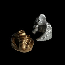 Benchs, Ledges, Curbs, Sculpture 04/26 ($12-$45)