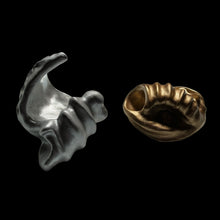 04/26 (Misc.) (Bundles, customs, sculpture, pre-orders)